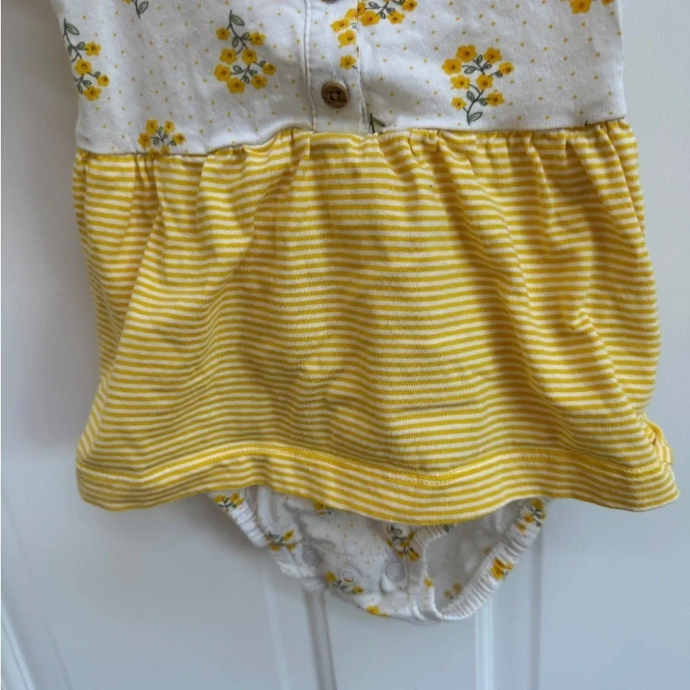 Carter's 18M Girls Short Sleeve Floral Baby Dress with Onesie Enclosure